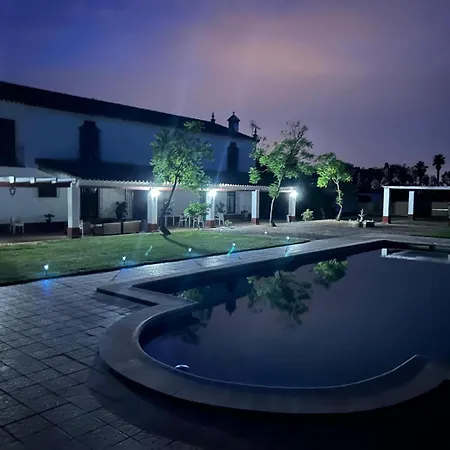 Cortijo La Amazona Holiday home *